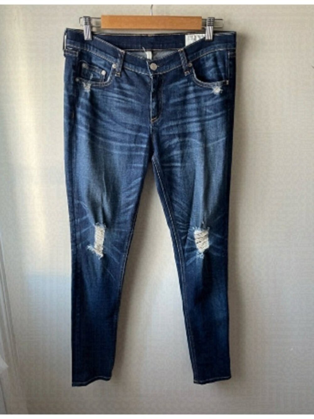 RAG & Bone mid rise blue skinny distressed jeans size 26